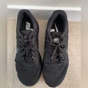 Nike Air Max 2017 
Black